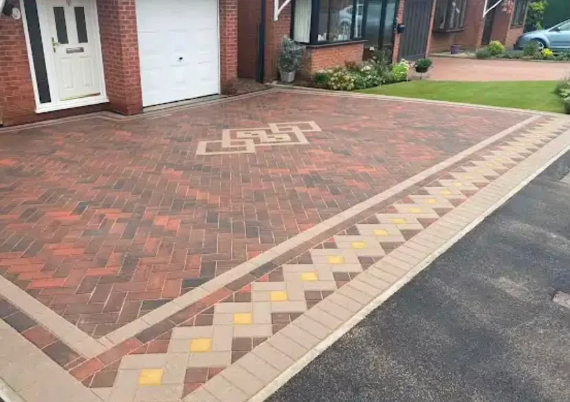 Brindle block paving with a feature inlay