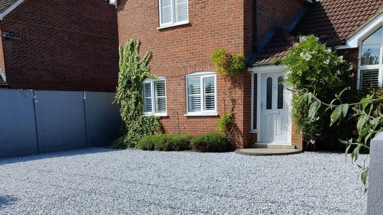 Gravel Driveways work carried out by Bespoke Paving
