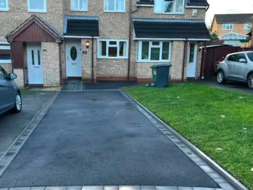 Tarmac Driveways carried out by Bespoke Paving
